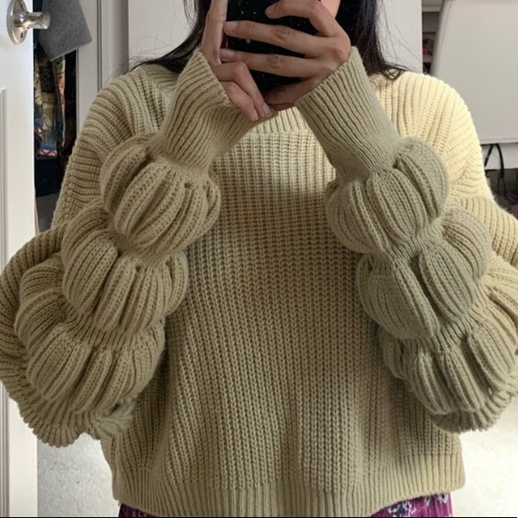 BNWT Pretty Little thing sweater - Picture 2 of 2